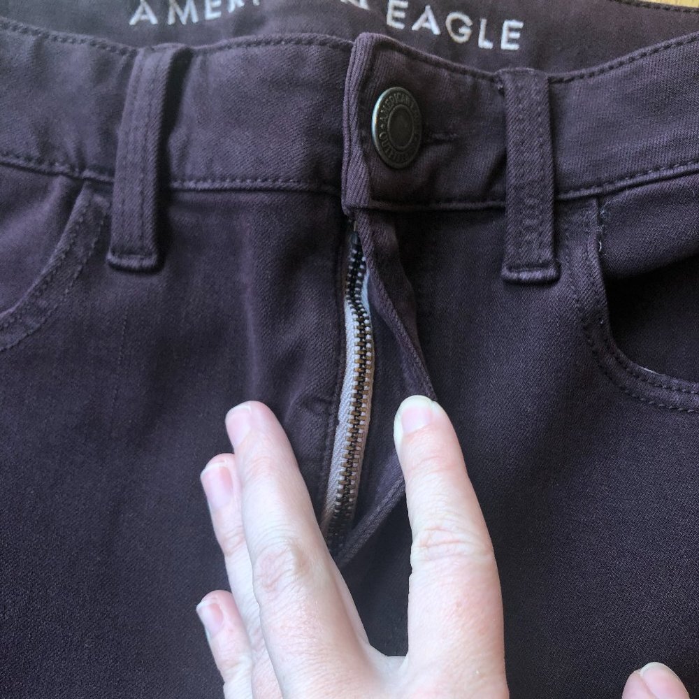 American Eagle Hi Rise Jeggings Burgundy Size 4 - Picture 10 of 15